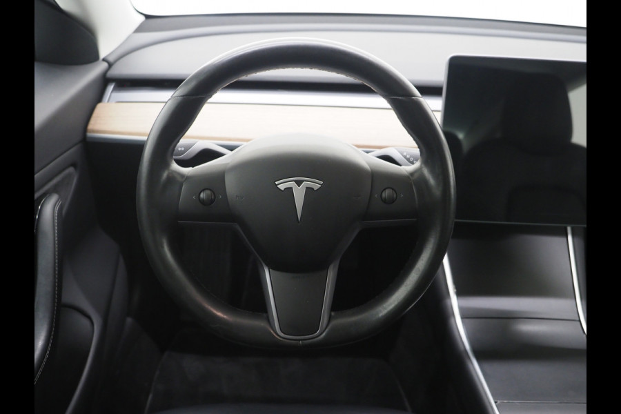 Tesla Model 3 Long Range AWD 75 kWh 351PK | Panoramadak | AutoPilot | Camera | Leder | Stoelverwarming