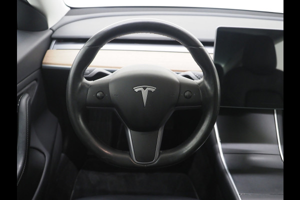 Tesla Model 3 Long Range AWD 75 kWh 351PK | Panoramadak | AutoPilot | Camera | Leder | Stoelverwarming