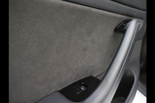 Tesla Model 3 Long Range AWD 75 kWh 351PK | Panoramadak | AutoPilot | Camera | Leder | Stoelverwarming