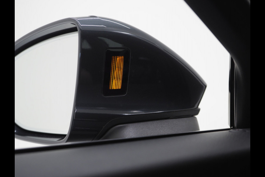 Audi A6 Avant 50 TFSI e quattro | Leder | Trekhaak | 360 | Sfeerlicht | Memory | Keyless | Adaptive Cruise | Carplay