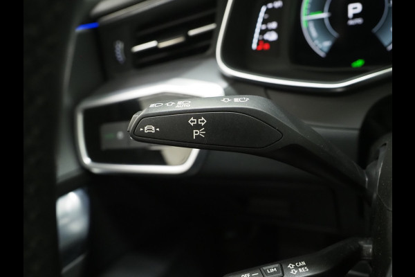 Audi A6 Avant 50 TFSI e quattro | Leder | Trekhaak | 360 | Sfeerlicht | Memory | Keyless | Adaptive Cruise | Carplay