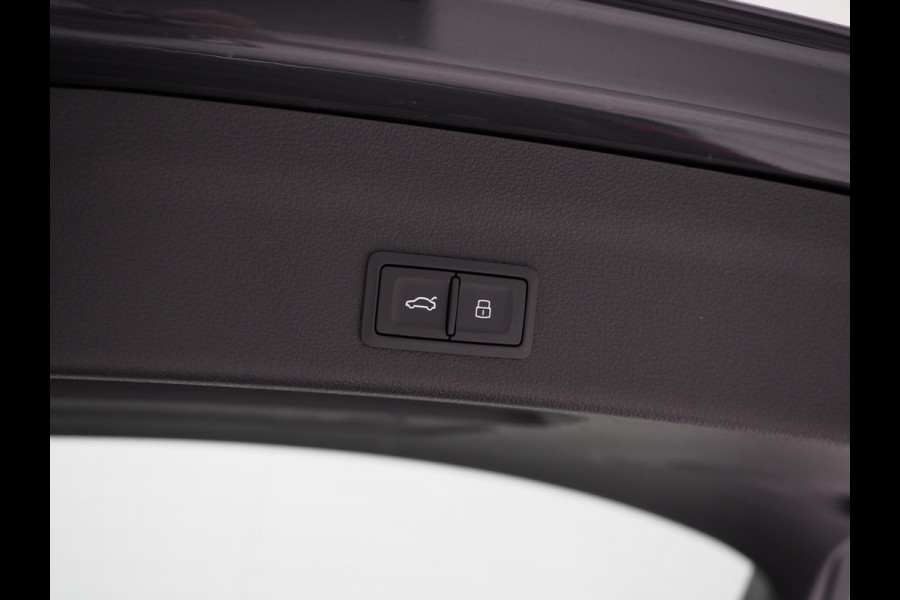 Audi A6 Avant 50 TFSI e quattro | Leder | Trekhaak | 360 | Sfeerlicht | Memory | Keyless | Adaptive Cruise | Carplay