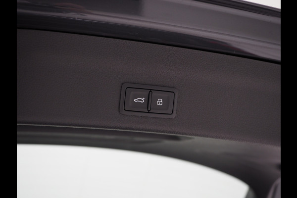 Audi A6 Avant 50 TFSI e quattro | Leder | Trekhaak | 360 | Sfeerlicht | Memory | Keyless | Adaptive Cruise | Carplay