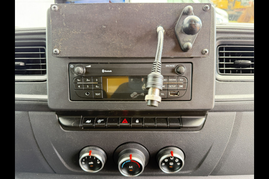 Renault Master Plancher T35 2.3 dCi 150pk Luchtvering Airco Cruise Control Plancher Foodtruck Meubelbak Paardenwagen