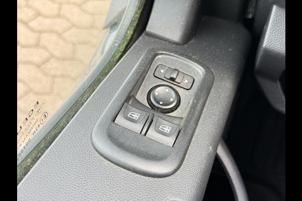 Renault Master Plancher T35 2.3 dCi 150pk Luchtvering Airco Cruise Control Plancher Foodtruck Meubelbak Paardenwagen