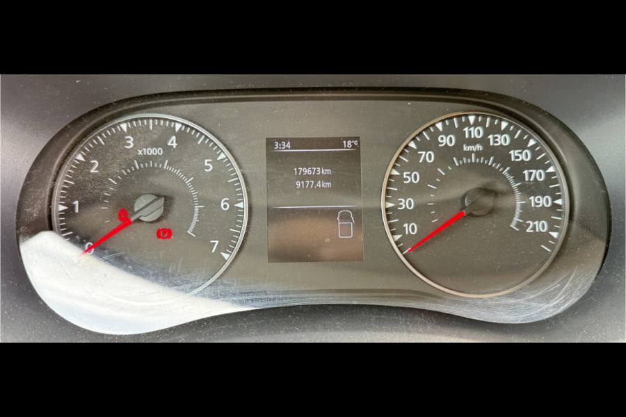 Renault Master Plancher T35 2.3 dCi 150pk Luchtvering Airco Cruise Control Plancher Foodtruck Meubelbak Paardenwagen