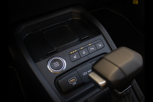 Kia Stonic 1.0 T-GDi MHEV GT-Line | Uit Voorraad | Automaat DCT | Schuif/kantel | Navigatie | Camera | Carplay | Climate | Cruise