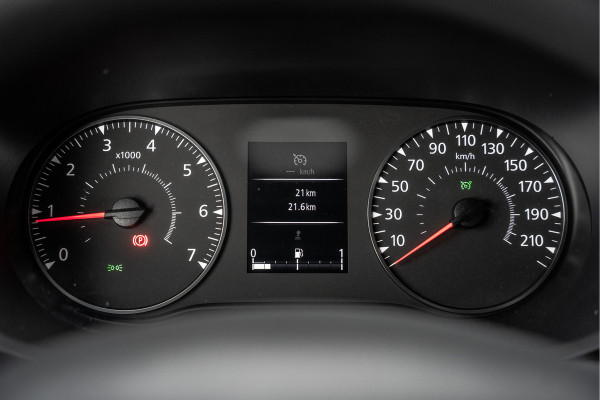 Renault Master Bleu DCI 135PK | L2H2 | Nieuw | Navi | 3-Zits | LED | Cruise | Airco