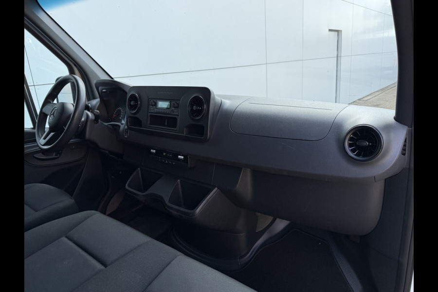 Mercedes-Benz eSprinter 312 55 kWh L2H2 168km WLTP 92,2% (SOH) L2H2 80kw Snelladen Climate Control Laadkabel Stoelverwarming