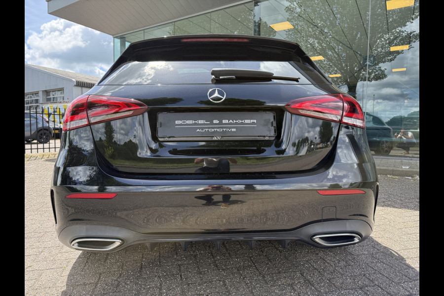 Mercedes-Benz A-Klasse 200 Business Solution AMG ** Panodak ** LED ** Carplay ** APK 11-2027!! ** Dealeronderhouden