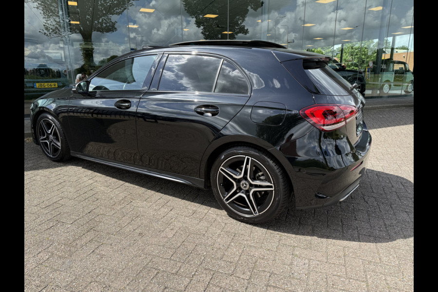 Mercedes-Benz A-Klasse 200 Business Solution AMG ** Panodak ** LED ** Carplay ** APK 11-2027!! ** Dealeronderhouden