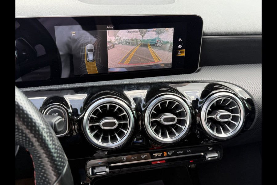 Mercedes-Benz A-Klasse 200 Business Solution AMG ** Panodak ** LED ** Carplay ** APK 11-2027!! ** Dealeronderhouden
