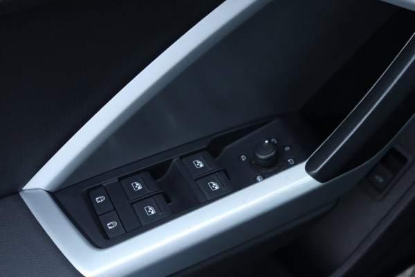 Audi Q3 Sportback 35 TFSI Pano / leder / Carplay