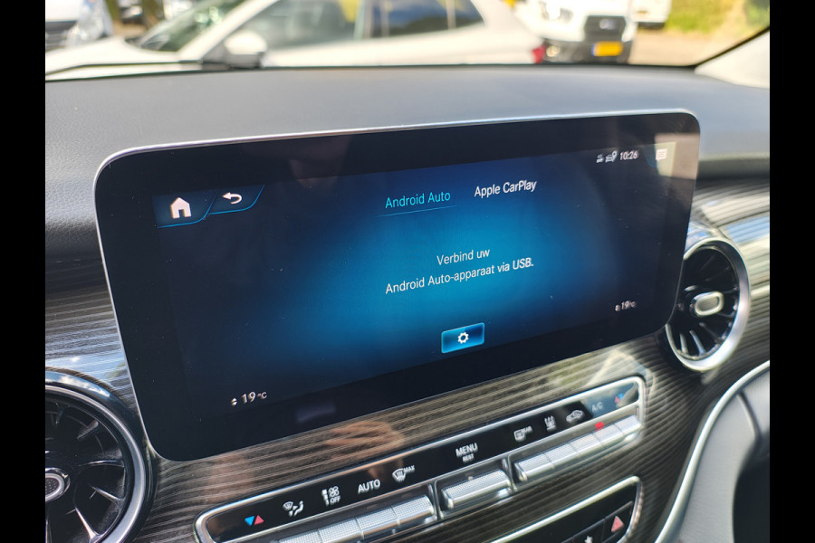 Mercedes-Benz V-Klasse 300d 4-MATIC Extra Lang Dubbele Cabine 5-Persoons 2X Elek.Schuifdeur Trekhaak Apple Carplay Android Auto Navi* Camera Cruise Con Stoelverwarming Lmv 20" Privacy Glas Led Isofix DAB Elek.Achterklep 2.000KG Trekgewicht