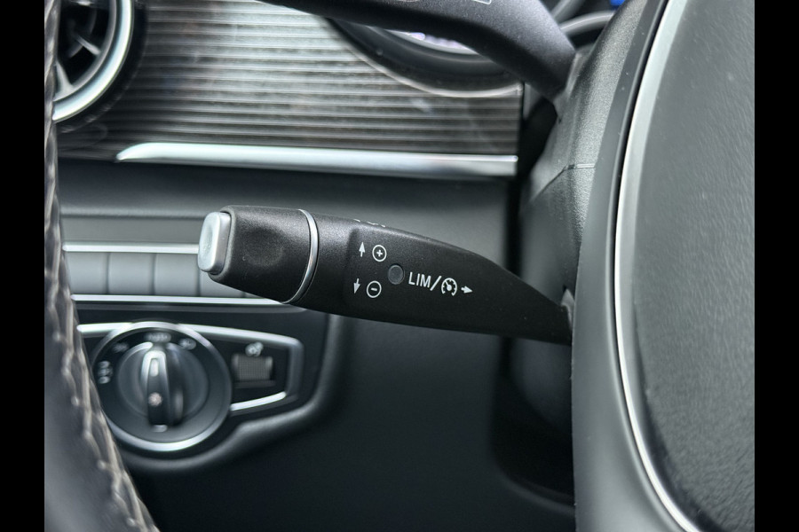 Mercedes-Benz V-Klasse 300d 4-MATIC Extra Lang Dubbele Cabine 5-Persoons 2X Elek.Schuifdeur Trekhaak Apple Carplay Android Auto Navi* Camera Cruise Con Stoelverwarming Lmv 20" Privacy Glas Led Isofix DAB Elek.Achterklep 2.000KG Trekgewicht
