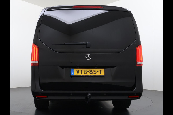 Mercedes-Benz V-Klasse 300d 4-MATIC Extra Lang Dubbele Cabine 5-Persoons 2X Elek.Schuifdeur Trekhaak Apple Carplay Android Auto Navi* Camera Cruise Con Stoelverwarming Lmv 20" Privacy Glas Led Isofix DAB Elek.Achterklep 2.000KG Trekgewicht