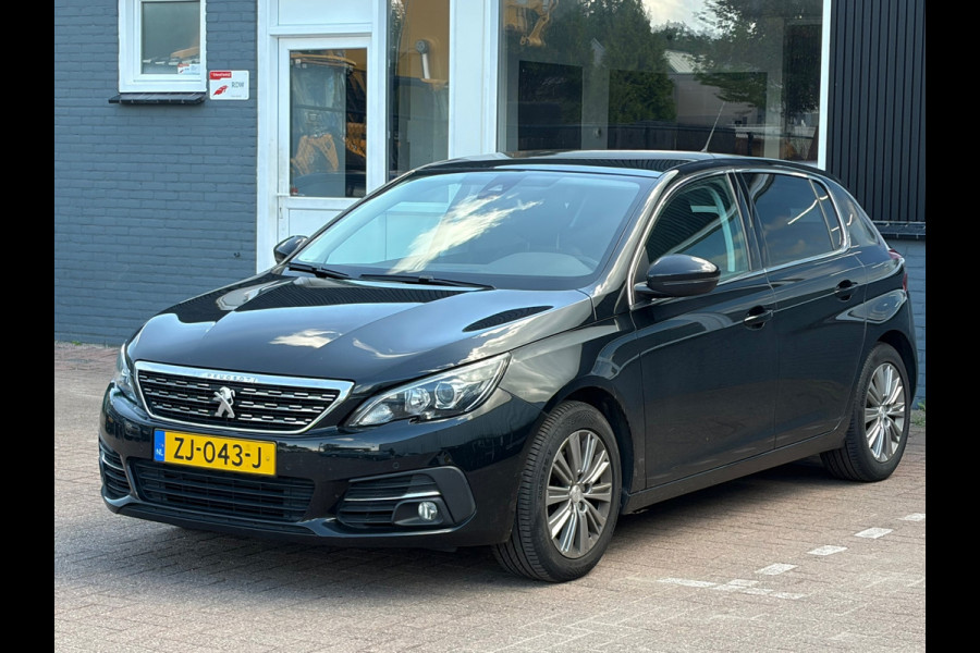 Peugeot 308 1.2 PureTech Premium / Pano / Riem is Vervangen