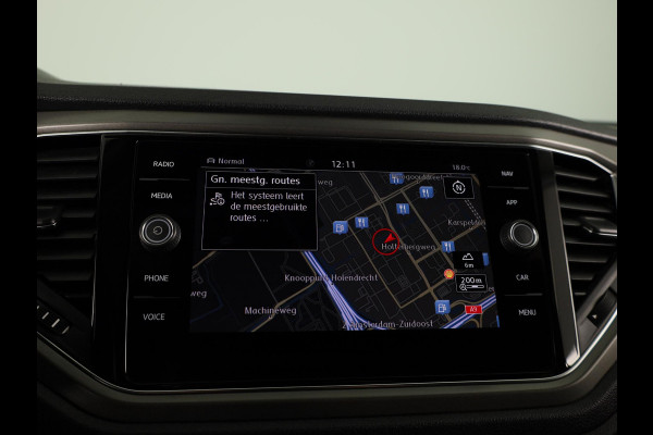 Volkswagen T-Roc 1.5 TSI Style Business 150PK | Automaat | Navigatie | Digitaal dashboard | Camera