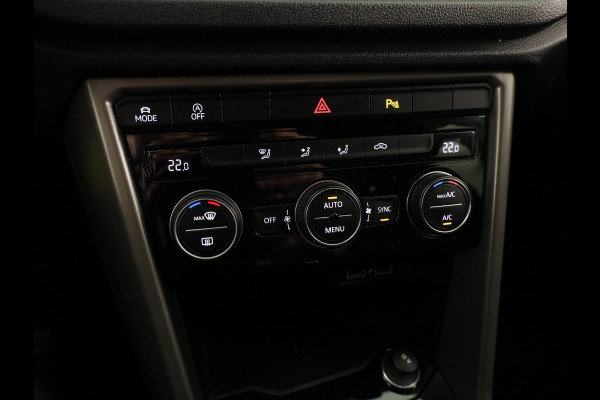 Volkswagen T-Roc 1.5 TSI Style Business 150PK | Automaat | Navigatie | Digitaal dashboard | Camera