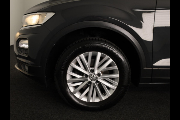 Volkswagen T-Roc 1.5 TSI Style Business 150PK | Automaat | Navigatie | Digitaal dashboard | Camera
