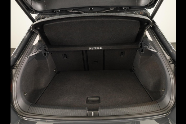 Volkswagen T-Roc 1.5 TSI Style Business 150PK | Automaat | Navigatie | Digitaal dashboard | Camera