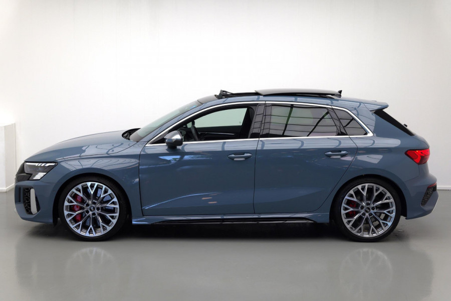 Audi RS3 Sportback 2.5 TFSI quattro |Pano|Ceramic|360|Massage|Nieuwstaat!|