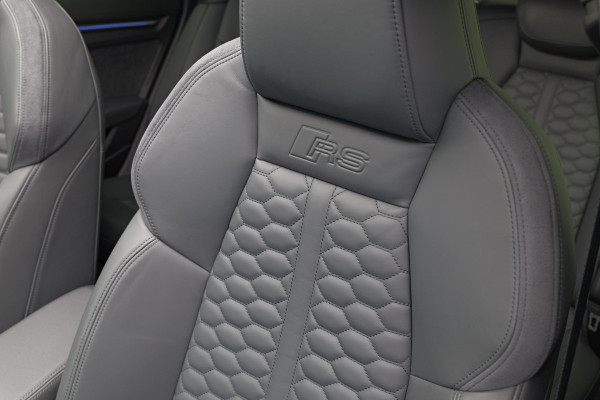 Audi RS3 Sportback 2.5 TFSI quattro |Pano|Ceramic|360|Massage|Nieuwstaat!|