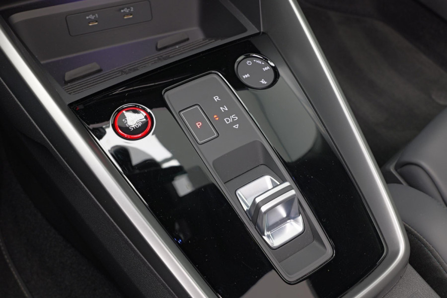 Audi RS3 Sportback 2.5 TFSI quattro |Pano|Ceramic|360|Massage|Nieuwstaat!|
