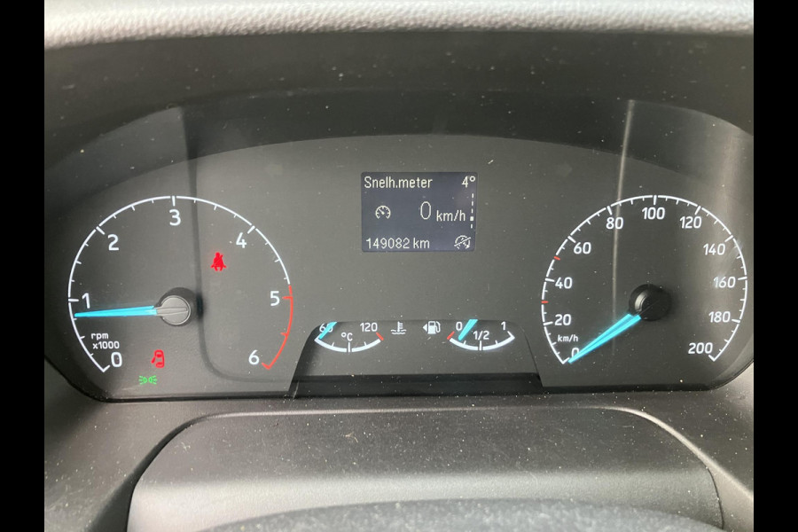 Ford Transit Custom 300 2.0 L2H1 DC | Trekhaak | 6-persoons | BTW