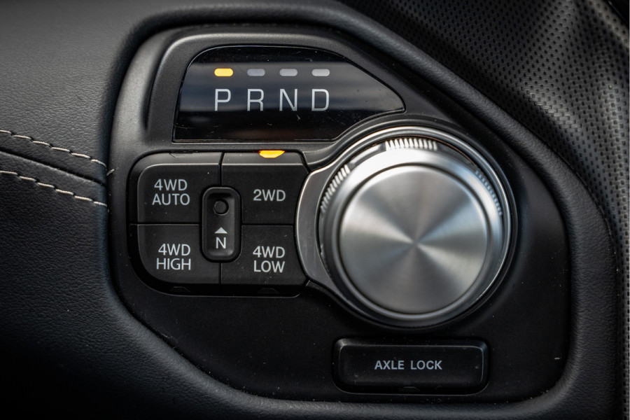 Dodge Ram 1500 1500 LIMITED 5.7L V8 | 1e Eigenaar | Head up | Luchtvering | Rambox | Split Tailgate | Pano | Harman / Kardon