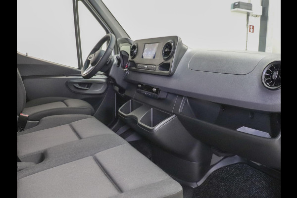 Mercedes-Benz Sprinter 315 CDI Automaat L2H2 PRO Airco MBUX Navigatie Adaptive Cruise Control Leder PDC VA + Camera Trekhaak 3500kg Comfortstoel