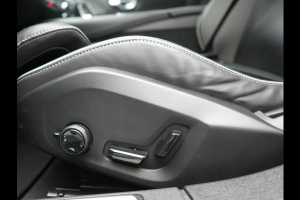 Volvo S60 T8 AWD R Design Polestar Engineerd PHEV 405pk Dealer O.H. | Panodak | Adaptive Cruise | Camera | Harman / Kardon | Lederen Sportstoelen Memory & Verwarmd | Keyless | Stuur Verwarmd | Apple Carplay | Navigatie | DAB | Plug In Hybrid |