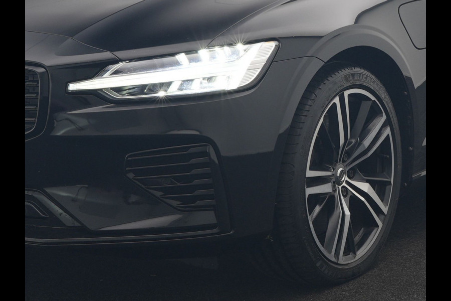Volvo S60 T8 AWD R Design Polestar Engineerd PHEV 405pk Dealer O.H. | Panodak | Adaptive Cruise | Camera | Harman / Kardon | Lederen Sportstoelen Memory & Verwarmd | Keyless | Stuur Verwarmd | Apple Carplay | Navigatie | DAB | Plug In Hybrid |