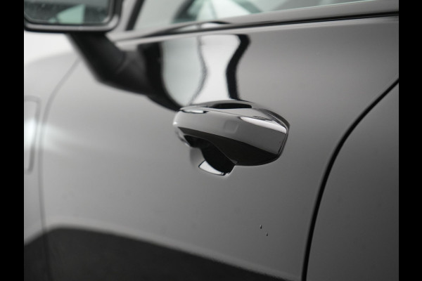 Volvo S60 T8 AWD R Design Polestar Engineerd PHEV 405pk Dealer O.H. | Panodak | Adaptive Cruise | Camera | Harman / Kardon | Lederen Sportstoelen Memory & Verwarmd | Keyless | Stuur Verwarmd | Apple Carplay | Navigatie | DAB | Plug In Hybrid |