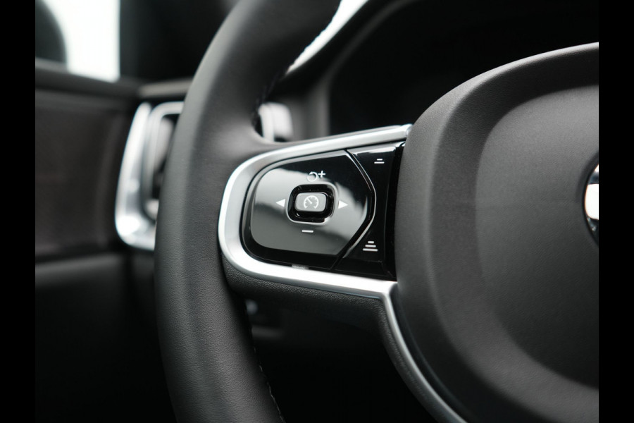 Volvo S60 T8 AWD R Design Polestar Engineerd PHEV 405pk Dealer O.H. | Panodak | Adaptive Cruise | Camera | Harman / Kardon | Lederen Sportstoelen Memory & Verwarmd | Keyless | Stuur Verwarmd | Apple Carplay | Navigatie | DAB | Plug In Hybrid |