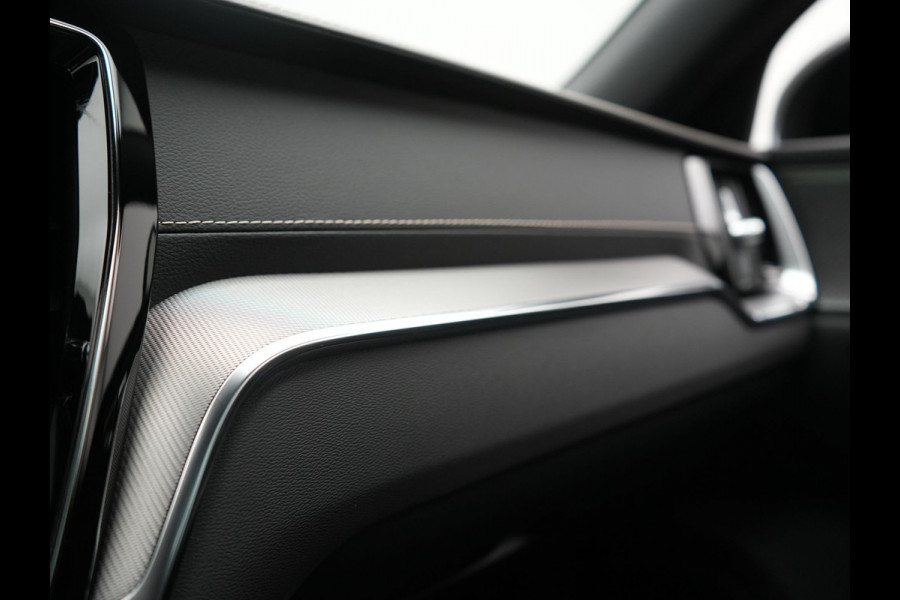 Volvo S60 T8 AWD R Design Polestar Engineerd PHEV 405pk Dealer O.H. | Panodak | Adaptive Cruise | Camera | Harman / Kardon | Lederen Sportstoelen Memory & Verwarmd | Keyless | Stuur Verwarmd | Apple Carplay | Navigatie | DAB | Plug In Hybrid |