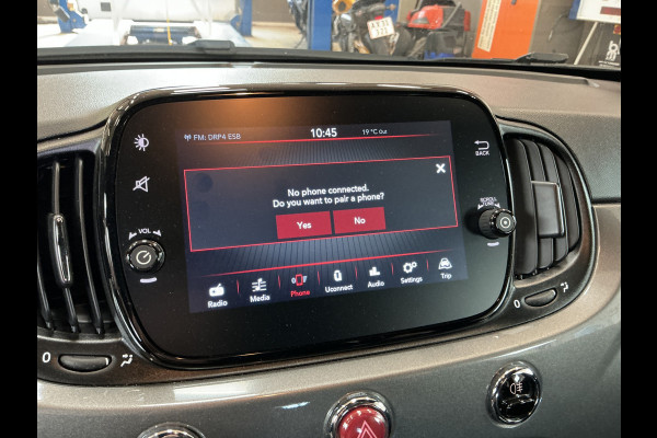 Fiat 500 1.0 70 pk Hybrid Cruise Control, Apple Carplay, Bluetooth, Parkeersensoren achter