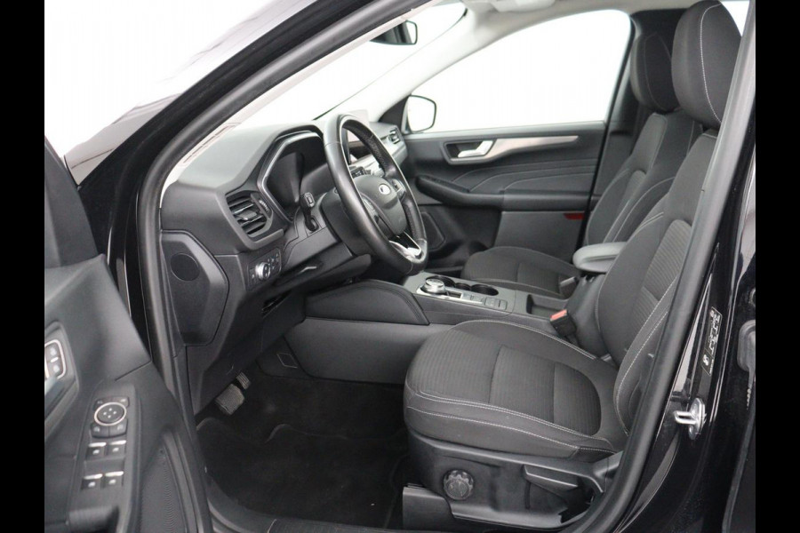 Ford Kuga 2.5 PHEV Titanium | SOH 89,2% | Carplay | Camera | Digital Cockpit | Navigatie | Parkeerhulp | Climate control | Bluetooth | Cruise control | LED | Plug In