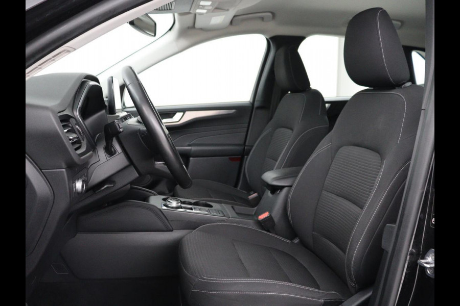 Ford Kuga 2.5 PHEV Titanium | SOH 89,2% | Carplay | Camera | Digital Cockpit | Navigatie | Parkeerhulp | Climate control | Bluetooth | Cruise control | LED | Plug In