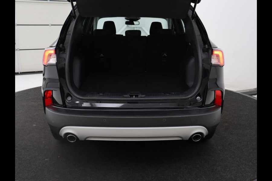 Ford Kuga 2.5 PHEV Titanium | SOH 89,2% | Carplay | Camera | Digital Cockpit | Navigatie | Parkeerhulp | Climate control | Bluetooth | Cruise control | LED | Plug In