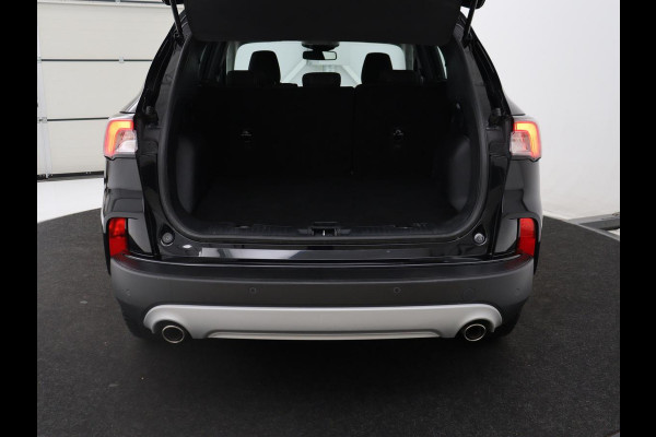 Ford Kuga 2.5 PHEV Titanium | SOH 89,2% | Carplay | Camera | Digital Cockpit | Navigatie | Parkeerhulp | Climate control | Bluetooth | Cruise control | LED | Plug In