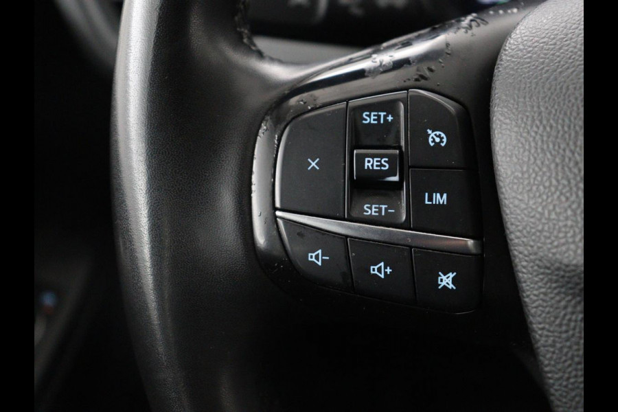 Ford Kuga 2.5 PHEV Titanium | SOH 89,2% | Carplay | Camera | Digital Cockpit | Navigatie | Parkeerhulp | Climate control | Bluetooth | Cruise control | LED | Plug In