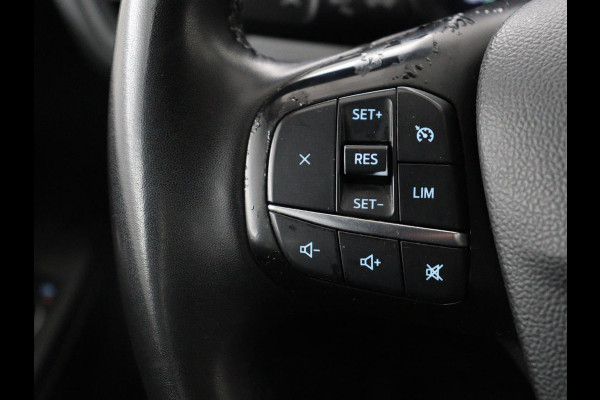 Ford Kuga 2.5 PHEV Titanium | SOH 89,2% | Carplay | Camera | Digital Cockpit | Navigatie | Parkeerhulp | Climate control | Bluetooth | Cruise control | LED | Plug In