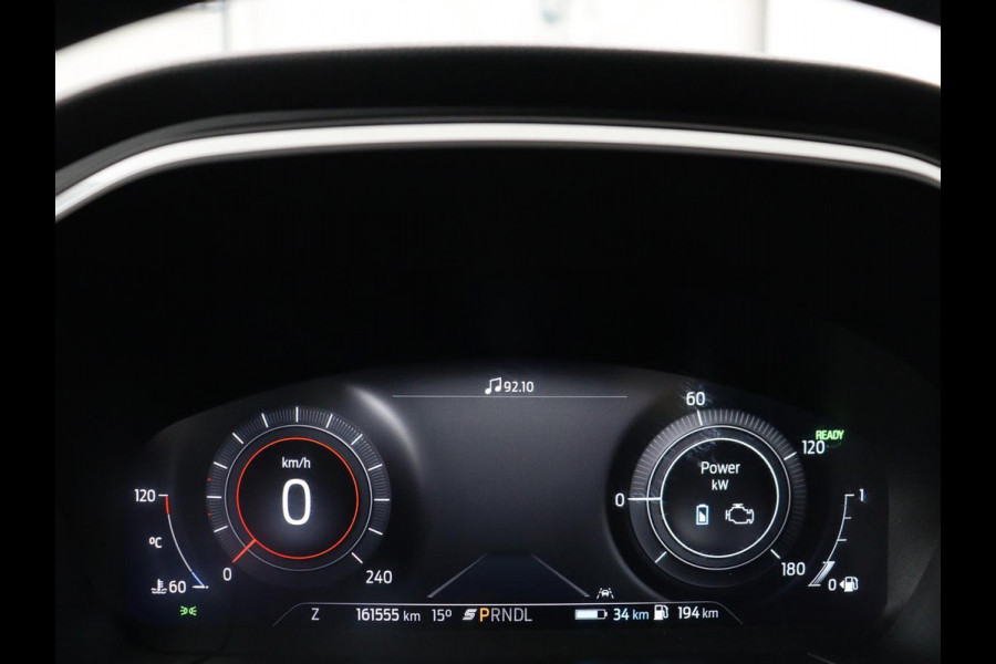 Ford Kuga 2.5 PHEV Titanium | SOH 89,2% | Carplay | Camera | Digital Cockpit | Navigatie | Parkeerhulp | Climate control | Bluetooth | Cruise control | LED | Plug In