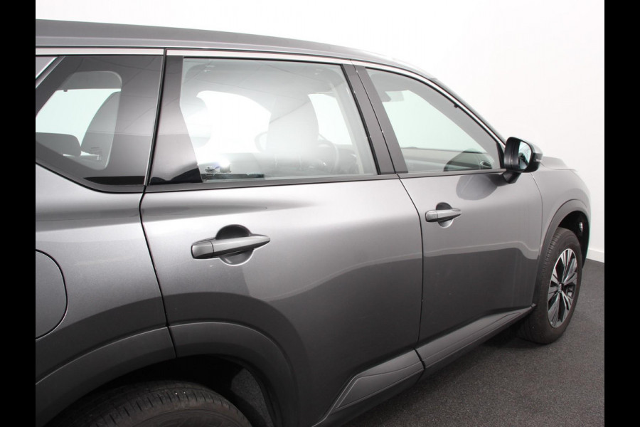 Nissan X-Trail 1.5 Automaat Acenta 7p. Climate Control Stoel verwarming Camera Keyless start Dab Adaptive Cruise Control