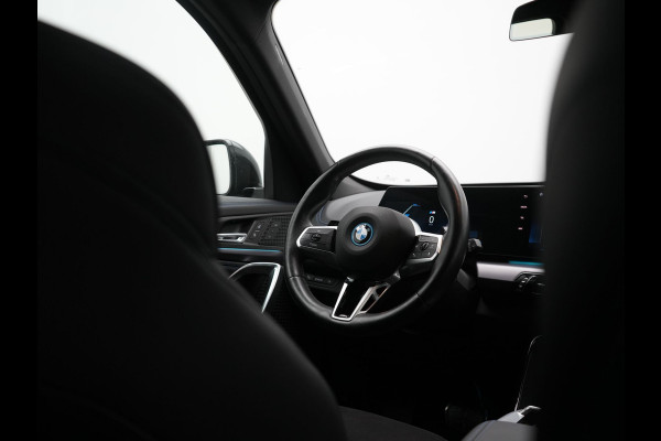 BMW X1 xDrive25e M Sport PHEV 245pk Dealer O.H. | Trekhaak Af Fabriek | Camera | Alcantara Sportstoelen Memory & Verwarmd | Adaptief Onderstel | Keyless | Sfeerverlichting | Adaptive LED | Widescreen Navi | DAB | Plug In Hybrid |