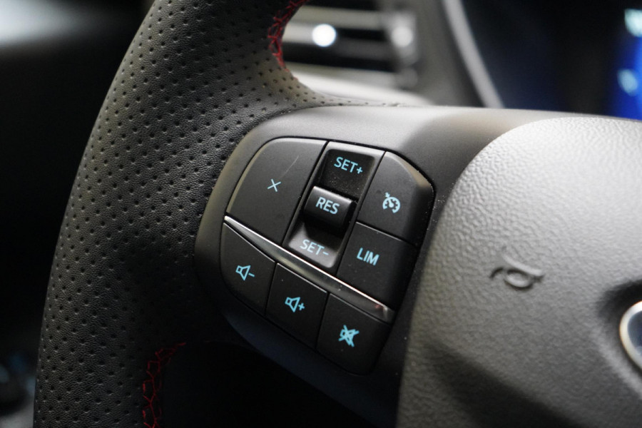 Ford Kuga 2.5 PHEV ST-Line | SoH 87,4% | Carplay | Winter-pack | Parkeersensoren | Keyless | Lm velgen