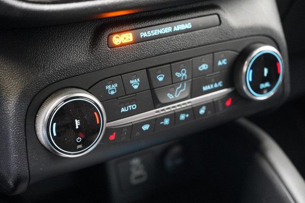Ford Kuga 2.5 PHEV ST-Line | SoH 87,4% | Carplay | Winter-pack | Parkeersensoren | Keyless | Lm velgen
