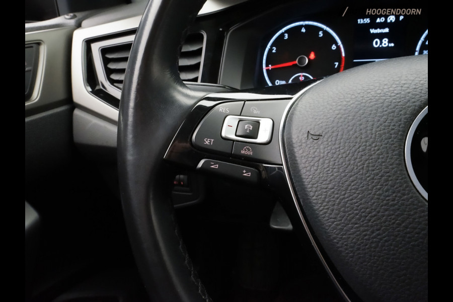 Volkswagen Polo 1.0 TSI DSG Comfortline Business Sport (APPLE CARPLAY,PARKEERSENSOREN,LM-VELGEN,ADAPTIVE,CLIMATE,TOPCONDITIE)