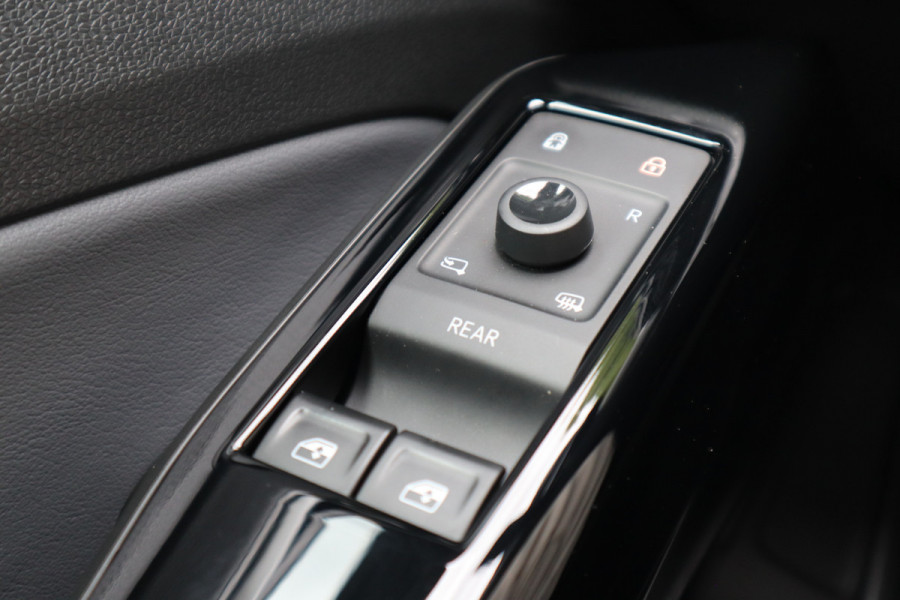 Volkswagen ID.4 Pure 52 kWh | Acc | Sfeerverlichting | Navi |